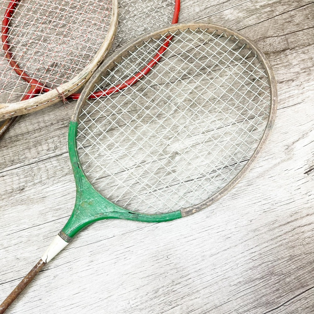 Vintage Badminton Racket Set Regent Scorpion Red Wood Metal Sports Decor 3pc - Picture 7 of 12